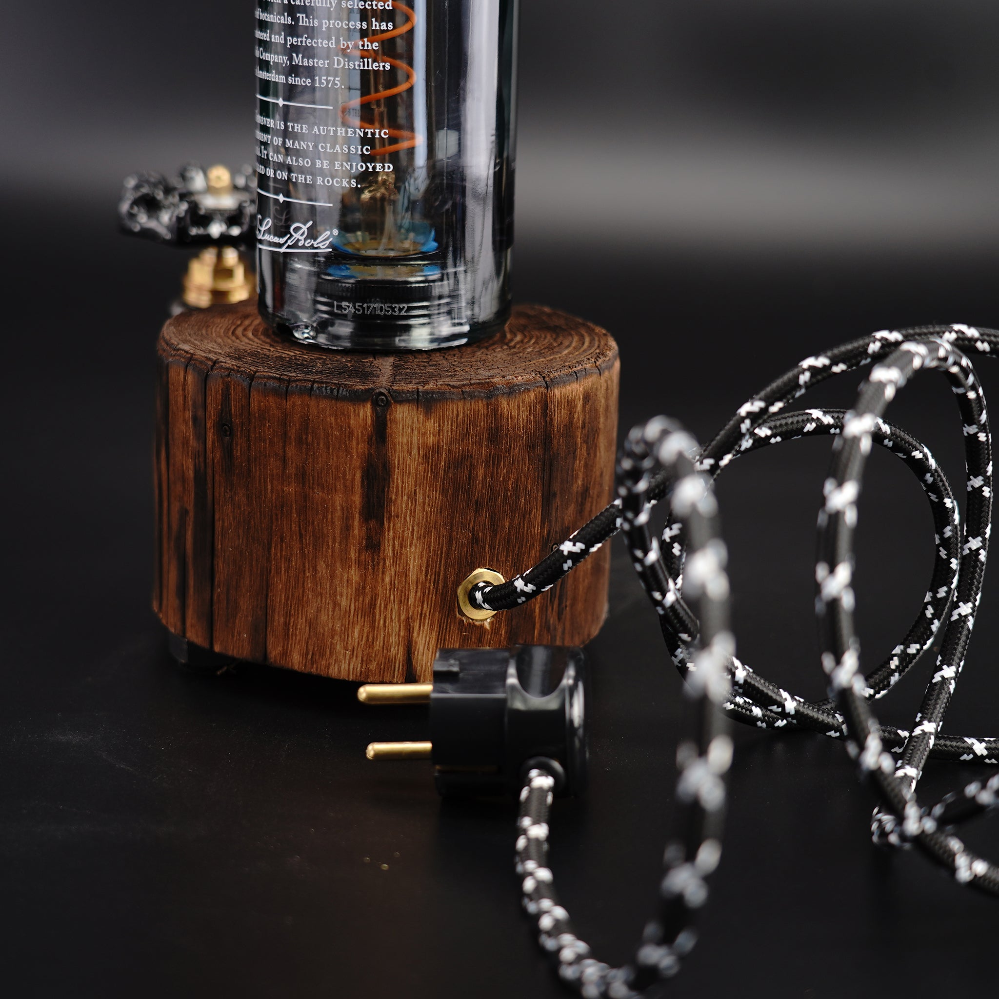 Bols | Handgefertigte Designer Lampe