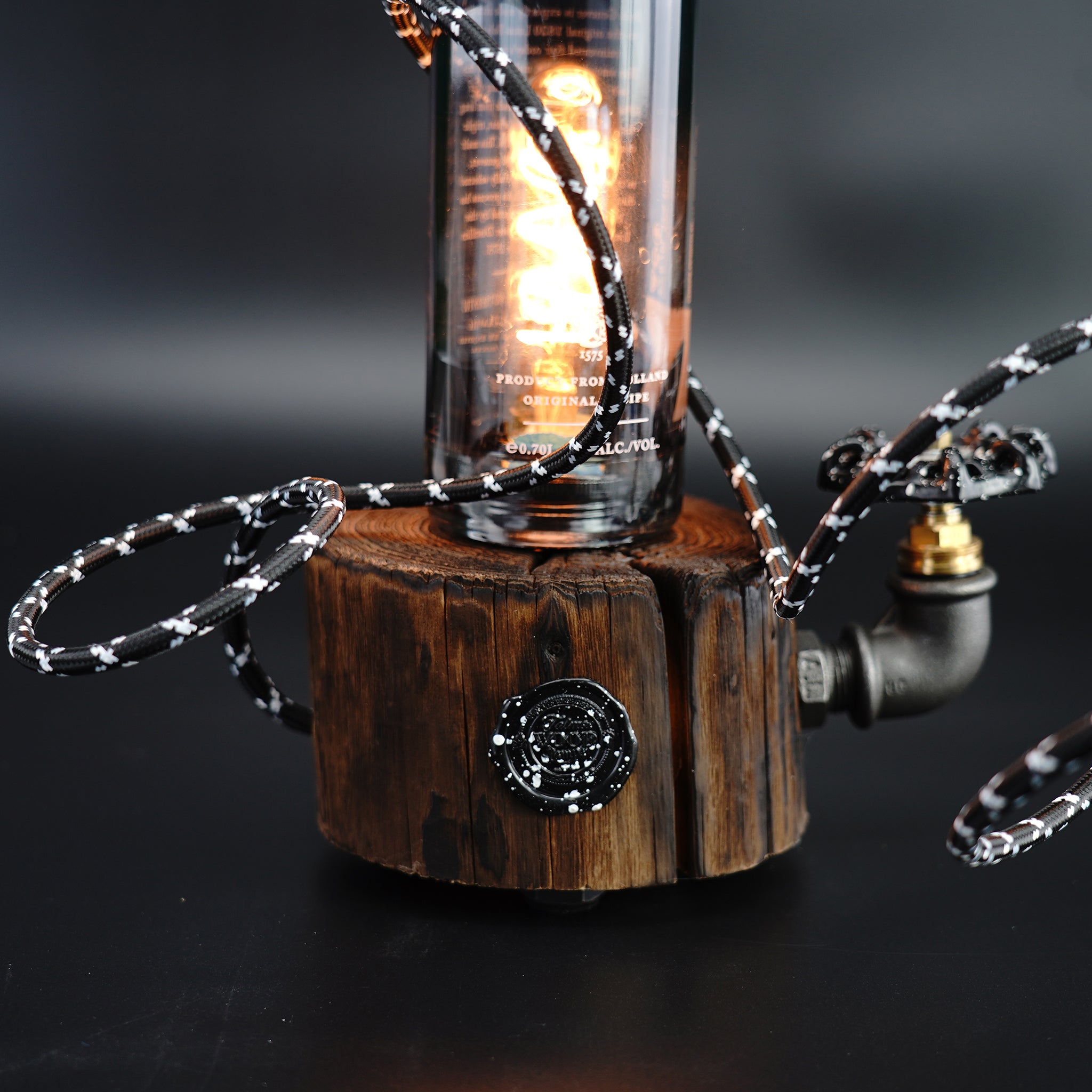 Bols | Handgefertigte Designer Lampe